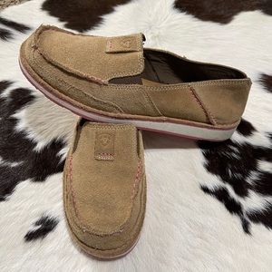 Ariat Ladies Cruiser Dirty Taupe Suede Shoe, Size 9